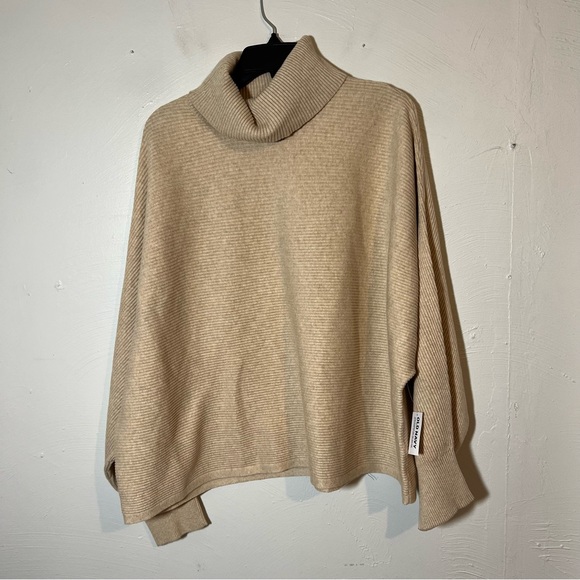 Old Navy Ribbed Knit Turtleneck 3X - Picture 2 of 6